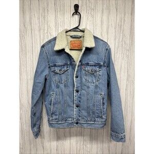 Womens Size S Levis Sherpa Lined Jean Jacket EUC